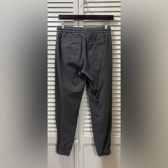 Athleta Farallon Jogger Pant in Charcoal Grey - Picture 3 of 9